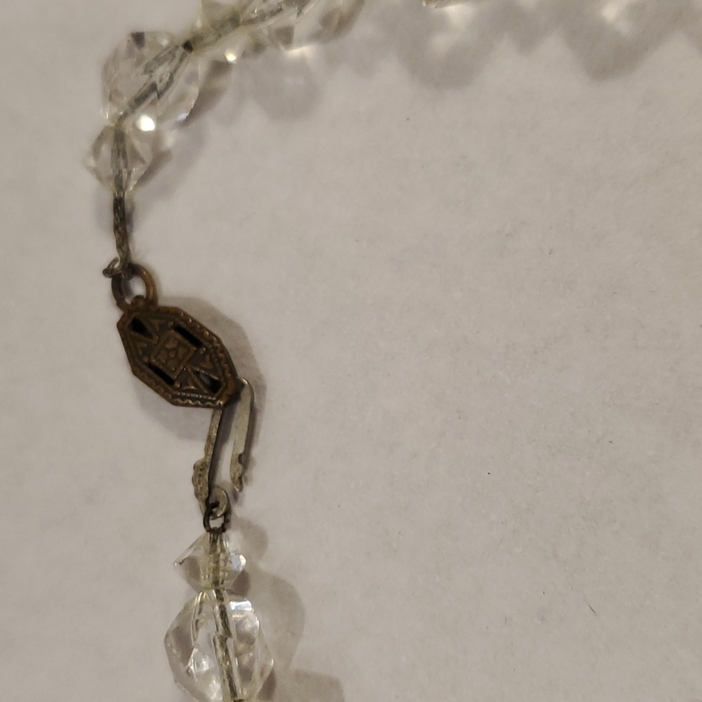 2 necklaces - Picture 2 of 3